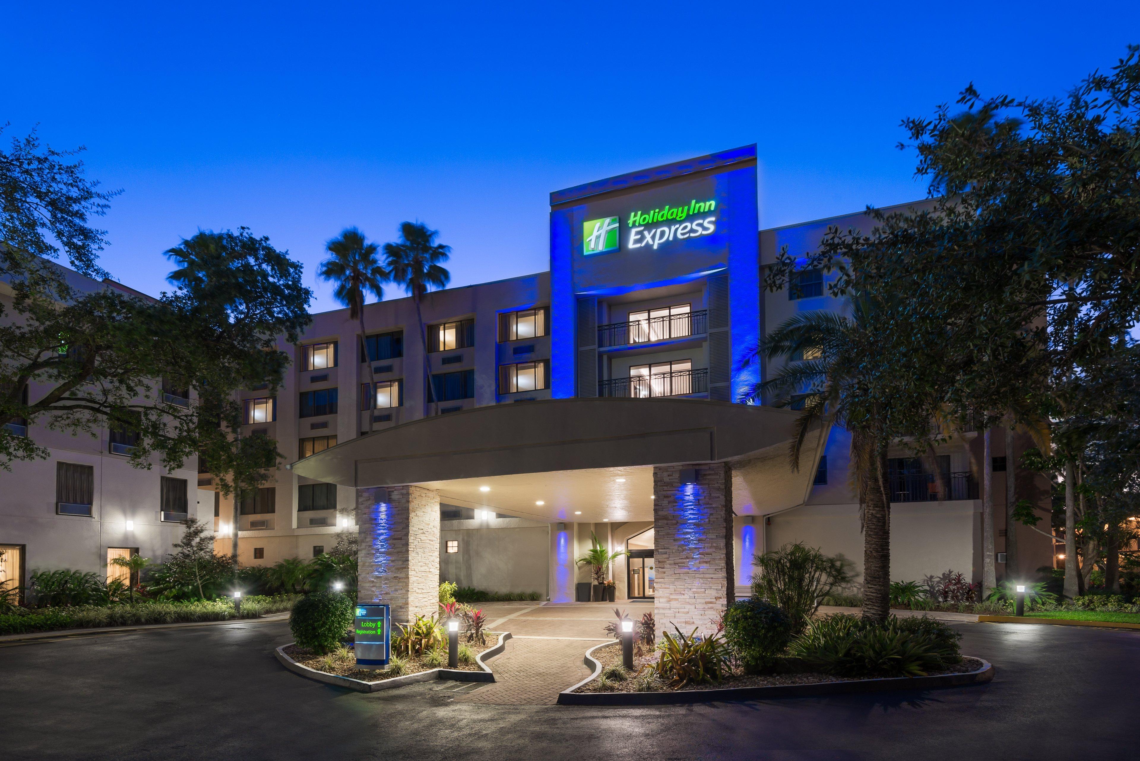 Holiday Inn Express Hotel & Suites Ft. Lauderdale-Plantation By Ihg レストラン 写真